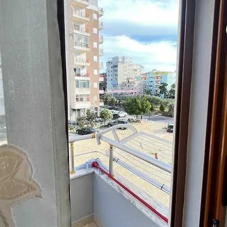 别墅 Leonardo's Durrës