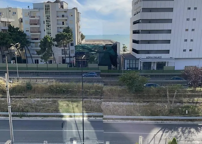 Leonardo's Villa Durrës