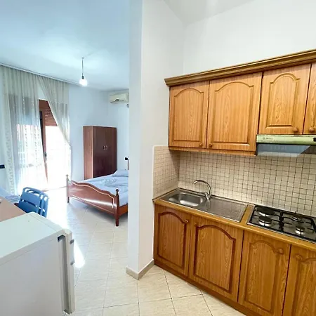 Villa Leonardo's Durres